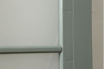 昭和初期のガラス戸2枚セットをリペア&カスタム!高さと幅をリサイズし、指定箇所を花菱模様・市松模様のガラスに差し替え。本体は青緑色にペイント仕上げ。(引き戸、建具)