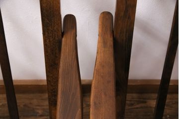 ヴィンテージの1人掛けソファ2脚をリペア&カスタム!指定の生地に座面を張り替え、脚部は強度とがたつきを調整。(アームチェア、椅子)