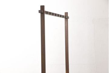 アンティークの弓立てをリペア&カスタム!幅をリサイズし、現状よりも1トーン濃い色味に着色仕上げ。(弓道、矢、武具)