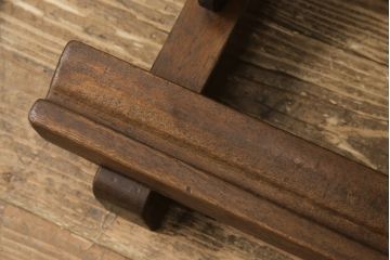 アンティークの弓立てをリペア&カスタム!幅をリサイズし、現状よりも1トーン濃い色味に着色仕上げ。(弓道、矢、武具)