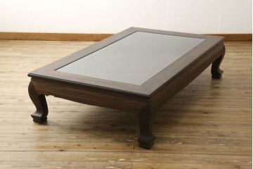 ビンテージの座卓をリペア&カスタム!天板をくり抜きガラス天板をはめ込み。ショーケース付き座卓にリメイク。ディスプレイスペースは鍵付きの引き出し仕様に加工。(ローテーブル、センターテーブル、ヴィンテージ)