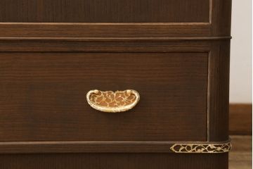 伝統工芸士・中沢和夫作の加茂桐箪笥をリペア&カスタム!オーク系の着色仕上げ。(胴丸、総桐たんす、ワードローブ、衣装箪笥、和タンス、洋服タンス)
