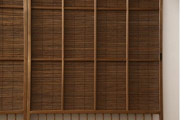 御簾戸4枚をリペア&カスタム!損傷個所を修復しリサイズ。現状の色味を活かして着色仕上げ。(簾戸、簀戸、葭戸、夏障子、夏戸、葦戸)