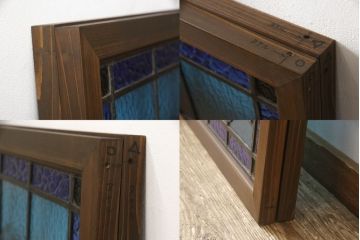 アンティークステンドグラス2枚をリペア&カスタム!それぞれに木枠を新規製作。落ち着いた茶系で着色仕上げ。(明り取り、窓)