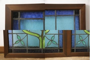 アンティークステンドグラス2枚をリペア&カスタム!それぞれに木枠を新規製作。落ち着いた茶系で着色仕上げ。(明り取り、窓)