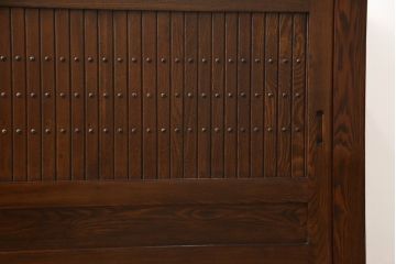 水屋箪笥サイドボードをリペア&カスタム!天板の窪みにニレの新材をはめ込み、平らに加工。本体の色味に合わせて着色。(サイドキャビネット、食器棚、収納棚、戸棚)