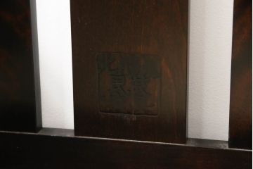 北海道民芸家具の2人掛けソファをリペア&カスタム!高品質リペアを施し、座面と背もたれのクッション内部を交換し、生地を張り替え。(3人掛けソファ、3P)