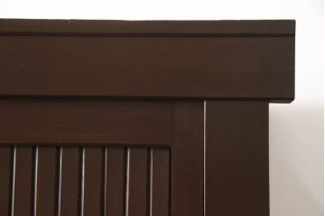 重ね水屋箪笥をリペア&カスタム!設置場所に合わせて左右側面の出をカットし、棚板は新材に交換。現状の色味をベースに着色仕上げ。(収納棚、戸棚、食器棚、キャビネット)