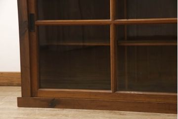 重ね収納棚上段の見た目を変えずに綺麗にリペア!ダメージを修復し、現状の色味をベースに着色仕上げ。(キャビネット、食器棚、戸棚、収納棚)