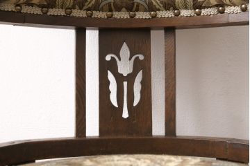 和製アンティークの回転椅子をリペア&カスタム!座面・背もたれ・アームの生地を張替え。キャスターを新たに取り付け。木部は1トーン濃い色味に着色仕上げ。(ドクターチェア、デスクチェア、回転イス、アームチェア)
