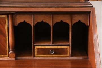 ビューローブックケースをリペア&カスタム!脚をカットし高さを調整。(収納棚、キャビネット、ワークデスク、在宅ワーク、在宅用)