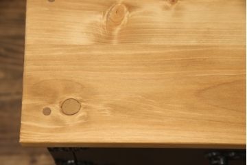 箪笥をリペア&カスタム!ヒノキ新材の天板を取り付け。本体のみマットブラックにペイントしツートンカラーに。(収納タンス、 ローボード、引き出し、チェスト)