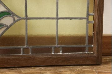 ステンドグラス明かり取りの見た目を変えずに綺麗にリペア!枠の欠損した部分を新規製作し、現状に合わせて着色。(欄間、建具、明り取り)