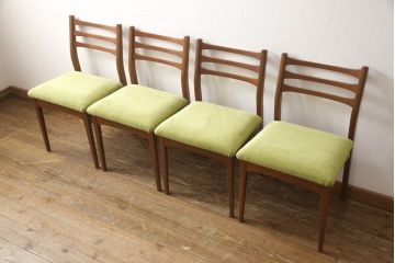 ビンテージのチェア4脚セットをリペア&カスタム!座面を張り替え、木部は1トーン落ち着いた色味に着色仕上げ。(ダイニングチェア、椅子、ヴィンテージ、北欧)