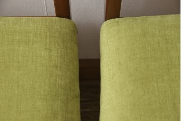ビンテージのチェア4脚セットをリペア&カスタム!座面を張り替え、木部は1トーン落ち着いた色味に着色仕上げ。(ダイニングチェア、椅子、ヴィンテージ、北欧)