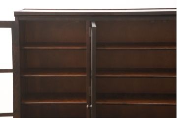 北海道民芸家具のサイドキャビネットをリペア&カスタム!高品質リペアを施し、新たに台輪を取り付け。(サイドボード、収納棚、戸棚、本箱、ブックケース)