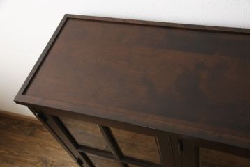 北海道民芸家具のサイドキャビネットをリペア&カスタム!高品質リペアを施し、新たに台輪を取り付け。(サイドボード、収納棚、戸棚、本箱、ブックケース)
