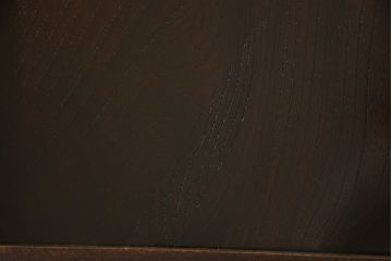 格子帯戸4枚をリペア&カスタム!お客様のご希望に合わせてリサイズし、引手や戸車は新しく取り付け。欠損している裏障子は新材にて製作し、プラスチック障子にて張替え。本体は現状をベースに着色。(板戸、帯戸、引き戸)
