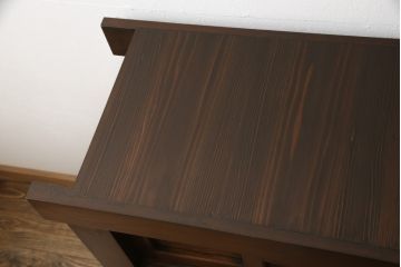 水屋箪笥をリペア&カスタム!金具の欠損箇所には近しいものを取り付け、金網部分をクリアガラスに交換。木部は現状の品物に合わせて着色。(サイドボード、食器棚、収納棚、戸棚)