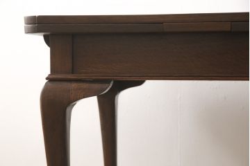 イギリスアンティークのテーブルの見た目を変えずに綺麗にリペア!1トーン落ち着いた色味に着色し、ワックス塗装仕上げ。(エクステンションテーブル、ダイニングテーブル、拡張式テーブル)