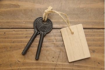 加茂総桐箪笥をリペア&カスタム!当店オーダー家具を参考にした木地色仕上げ。(総桐たんす、総桐箪笥、胴丸、衣装箪笥、収納タンス、整理箪笥、和たんす、引き出し、チェスト)