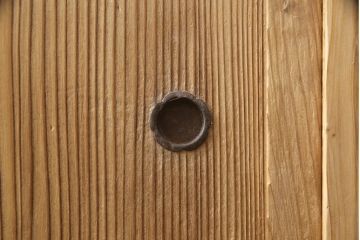昭和初期の戸棚をリペア&カスタム!引き戸にダイヤガラスを入れ、クリアワックス仕上げ。(収納棚、キャビネット)