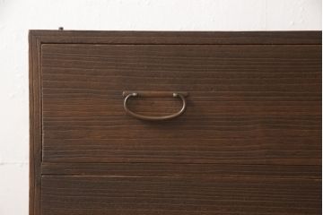 二段重ねチェストの見た目を変えずに綺麗にリペア!色味は当店商品を参考にオーク系に着色。(サイドチェスト、引き出し、桐箪笥、桐たんす)