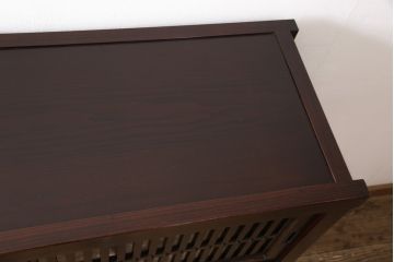 水屋箪笥をリペア&カスタム!上段収納部に栗材にて棚板製作。下段収納部にある棚板2枚を取り外し、新たに製作した棚板に交換。(食器棚、茶箪笥、戸棚、収納棚)