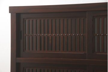 水屋箪笥をリペア&カスタム!上段収納部に栗材にて棚板製作。下段収納部にある棚板2枚を取り外し、新たに製作した棚板に交換。(食器棚、茶箪笥、戸棚、収納棚)