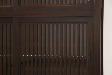 水屋箪笥をリペア&カスタム!上段収納部に栗材にて棚板製作。下段収納部にある棚板2枚を取り外し、新たに製作した棚板に交換。(食器棚、茶箪笥、戸棚、収納棚)
