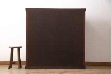水屋箪笥をリペア&カスタム!上段収納部に栗材にて棚板製作。下段収納部にある棚板2枚を取り外し、新たに製作した棚板に交換。(食器棚、茶箪笥、戸棚、収納棚)