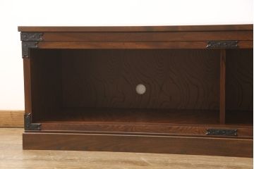 ローボードをリペア&カスタム!新材を使用して台輪を製作し、ご希望位置に配線穴開け加工。新材で製作する台輪は、出来る限り本体と違和感がないように着色。(リビングボード、テレビ台、テレビボード、ビンテージ)