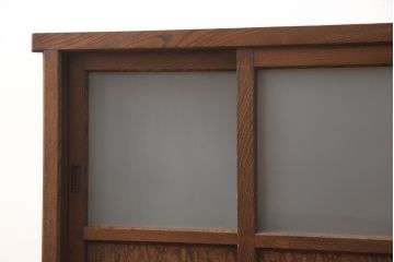 関東水屋箪笥サイドボードをリペア&カスタム!ガラスはすりガラスへ交換。木部は新材を使用した部分は元のお色味に合わせて着色し、本体はクリアワックスにて仕上げ。(食器棚、キャビネット、収納棚、戸棚)