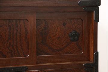 ローボードをリペア&カスタム!脚を取り付け、配線穴開け加工。本体はそのままで、新材部分は雰囲気が合うように着色。(テレビボード、テレビ台、リビングボード、収納棚)