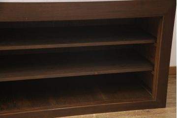 水屋箪笥をリペア&カスタム!棚板2枚製作し、天板落下防止の支えを取り外し。天板を新しく張り直し、内部補強。本体は現状をベース着色。(サイドボード、収納棚、戸棚、ローボード)