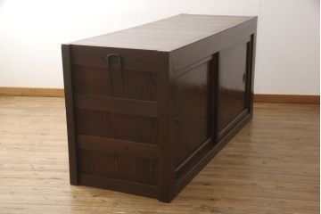 水屋箪笥をリペア&カスタム!棚板2枚製作し、天板落下防止の支えを取り外し。天板を新しく張り直し、内部補強。本体は現状をベース着色。(サイドボード、収納棚、戸棚、ローボード)