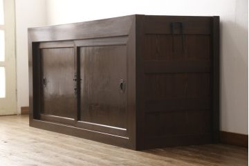 水屋箪笥をリペア&カスタム!棚板2枚製作し、天板落下防止の支えを取り外し。天板を新しく張り直し、内部補強。本体は現状をベース着色。(サイドボード、収納棚、戸棚、ローボード)