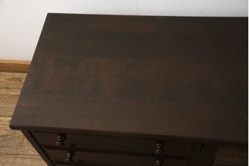 テレビ台をリペア&カスタム!元々ある4つの配線穴を繋いで、長方形の1つの配線へ加工。(ローボード、リビングボード、サイドボード)