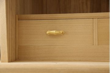 総桐紀州箪笥をリペア&カスタム!本体は蜜蝋ワックスにて木地色仕上げ。(四方丸、胴厚、総桐箪笥、桐たんす、引き出し、チェスト、衣装箪笥)