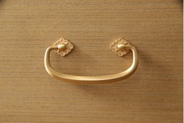 総桐紀州箪笥をリペア&カスタム!本体は蜜蝋ワックスにて木地色仕上げ。(四方丸、胴厚、総桐箪笥、桐たんす、引き出し、チェスト、衣装箪笥)