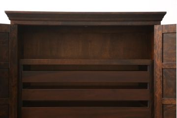 和タンスをリペア&カスタム!上段は台輪を、下段は天板を製作してそれぞれ取り付け。(チェスト、引き出し、洋服タンス)