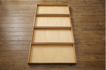 和タンスをリペア&カスタム!上段は台輪を、下段は天板を製作してそれぞれ取り付け。(チェスト、引き出し、洋服タンス)