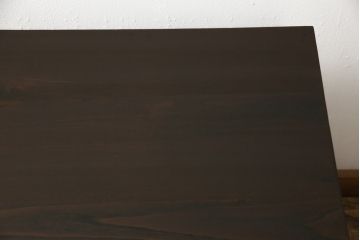 片袖デスクの見た目を変えずに綺麗にリペア!現状をベースに1トーン程落ち着いた色味に着色。(ワークデスク、机、在宅ワーク、在宅用)