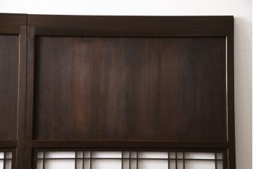 障子帯戸をリペア&カスタム!高さをリサイズし、既存の障子をプラスチック障子紙に張り替え。現状のお品物に合わせて1トーン程落ち着いた色に着色。(板戸、引き戸)