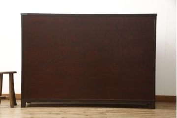 水屋箪笥キャビネットをリペア&カスタム!希望の高さにカットした脚を取り付け。新材使用の脚はリペア後の本体に合わせて着色。(食器棚、戸棚、収納棚、飾り棚)