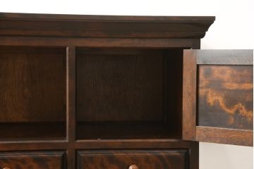 ローボードをリペア&カスタム!脚を取り付け、天板をリペア。新材使用の脚は、本体に合わせて着色。(収納棚、戸棚、サイドボード、テレビ台、テレビボード)