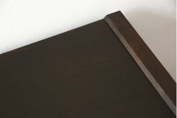 ローボードをリペア&カスタム!脚を取り付け、天板をリペア。新材使用の脚は、本体に合わせて着色。(収納棚、戸棚、サイドボード、テレビ台、テレビボード)