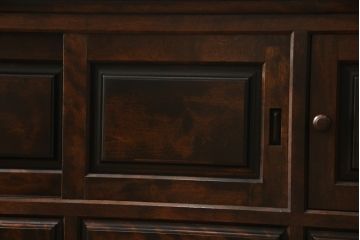 ローボードをリペア&カスタム!脚を取り付け、天板をリペア。新材使用の脚は、本体に合わせて着色。(収納棚、戸棚、サイドボード、テレビ台、テレビボード)