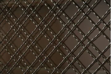 チャイナキャビネットをリペア&カスタム!背面の鏡を取り外し木材へ変更し、本体の色味に合わせた塗装。棚板を追加で製作し、本体・棚板は現状の色味を活かして仕上げ。(食器棚、飾り棚、収納棚、カップボード)