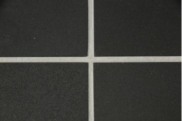 サイドボードをリペア&カスタム!天板は当店商品を参考に凹み部分に黒御影石を載せて仕上げ。(収納棚、戸棚、キャビネット)
